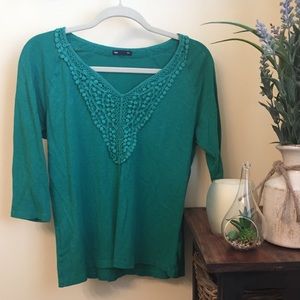 🌻3 FOR 10🌻 • 💚LIKE NEW💚Gap cotton lace front